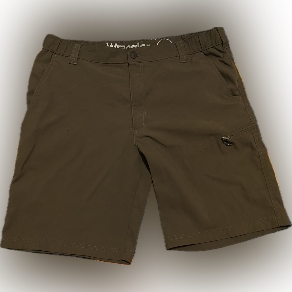 UPS Color short inseam Wrangler Men's Tan Cargo Shorts